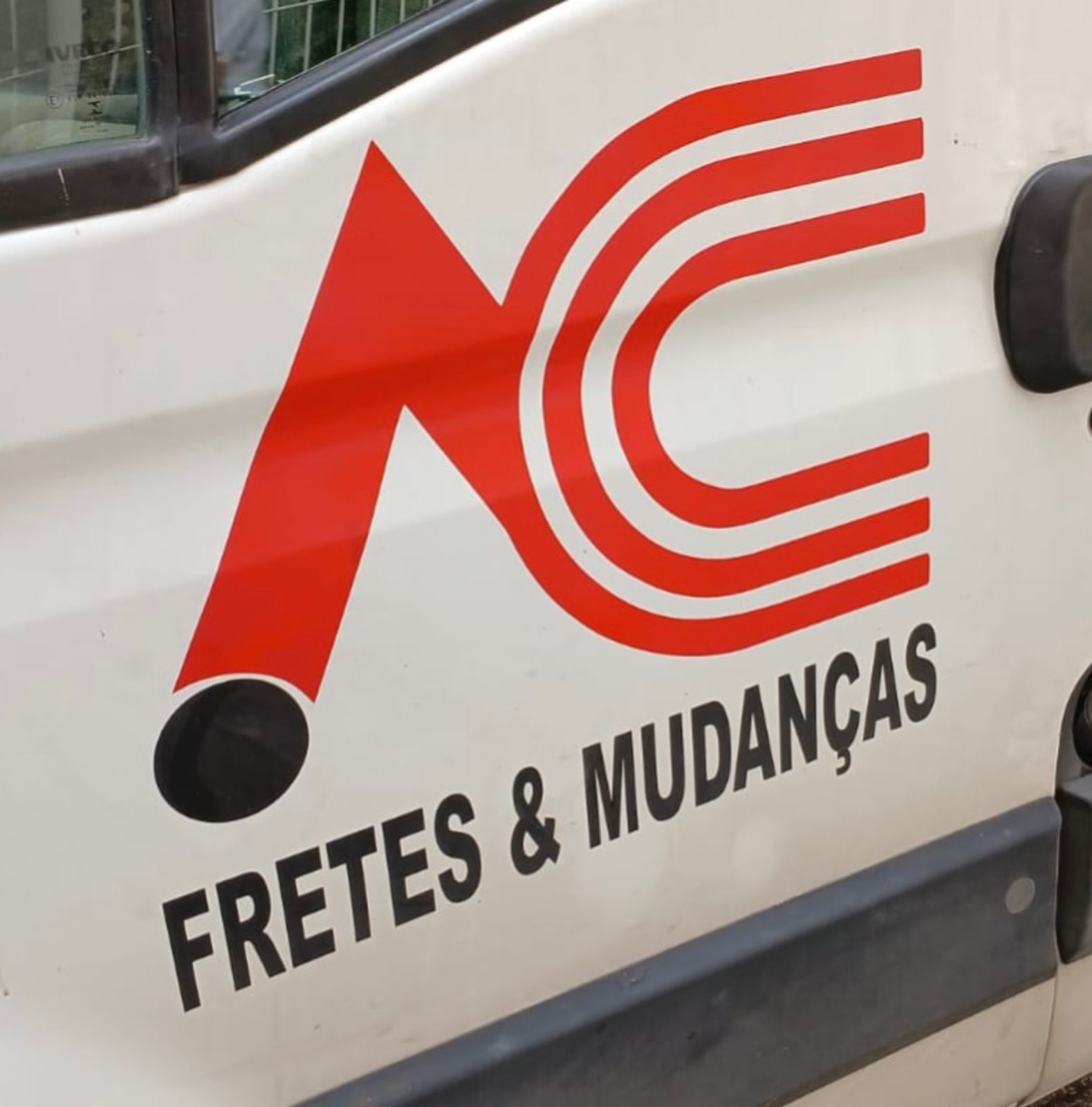 AC Mudanças - Veículo de Mudanças